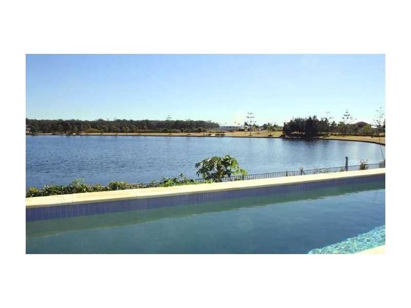 175 Lae Dr, Runaway Bay QLD 4216