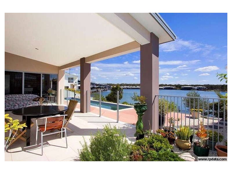 175 Lae Dr, Runaway Bay QLD 4216