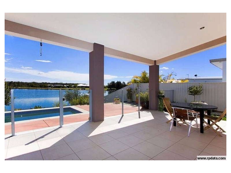 175 Lae Dr, Runaway Bay QLD 4216