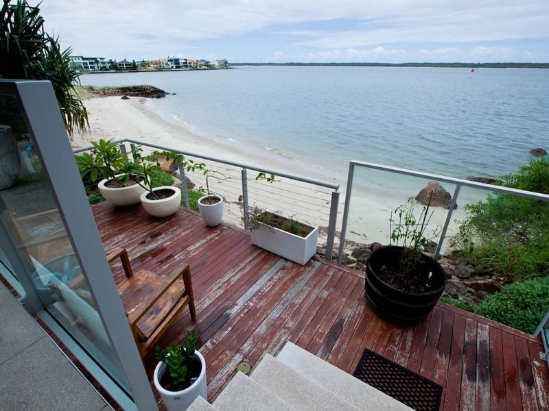 Paradise Point QLD 4216