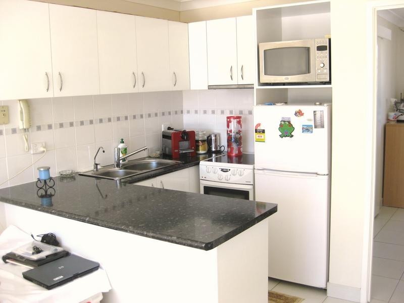 22/4 Brighton St, Biggera Waters QLD 4216