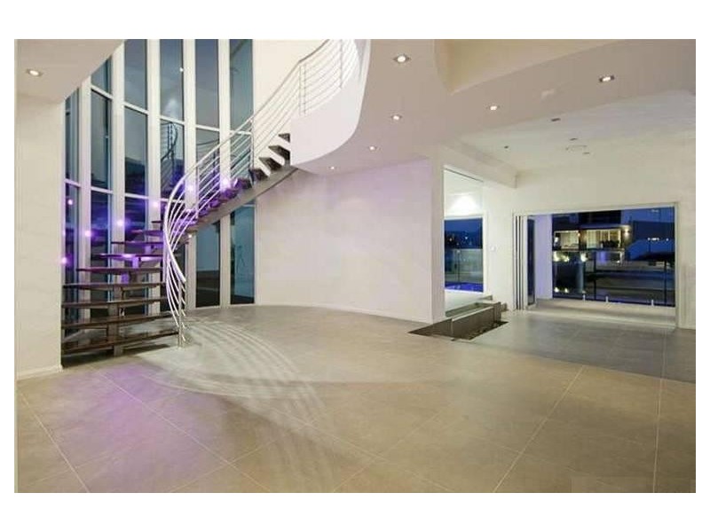 25 KNIGHTSBRIDGE PDE EAST, Sovereign Islands QLD 4216