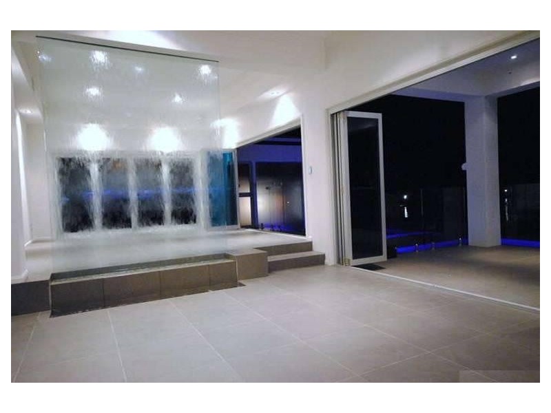 25 KNIGHTSBRIDGE PDE EAST, Sovereign Islands QLD 4216