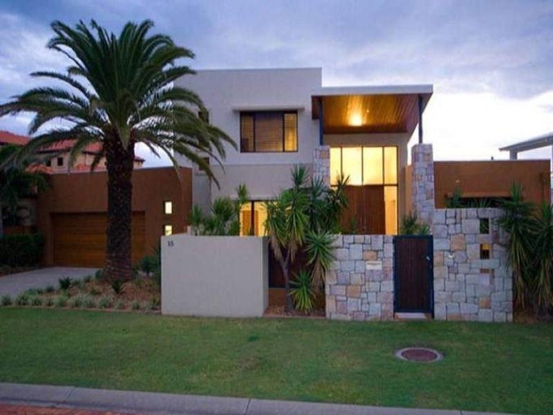 Sovereign Islands QLD 4216