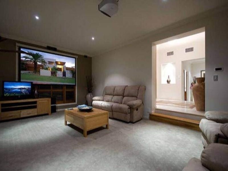 Sovereign Islands QLD 4216