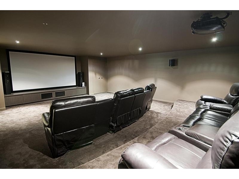 Sovereign Islands QLD 4216