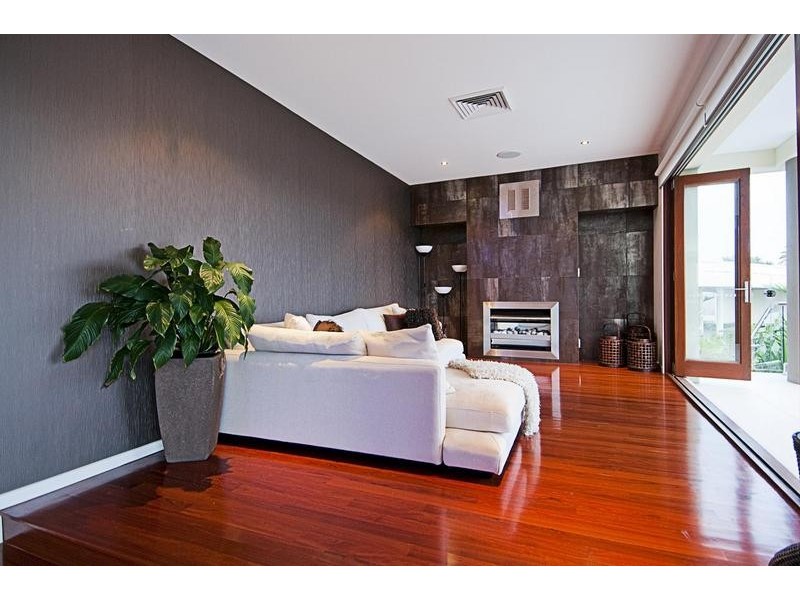 Sovereign Islands QLD 4216