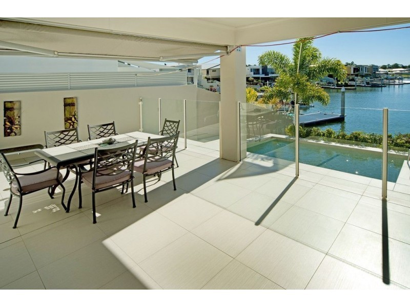 1/25 Compass Drive, Biggera Waters QLD 4216