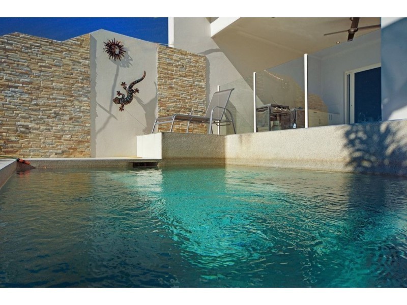 1/25 Compass Drive, Biggera Waters QLD 4216