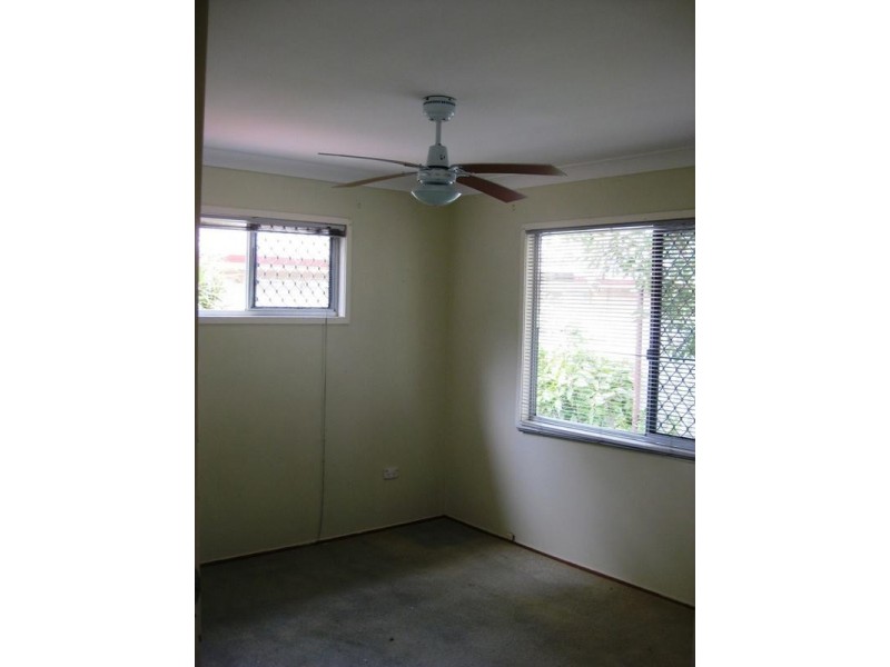 4 Chiba St, Coombabah QLD 4216