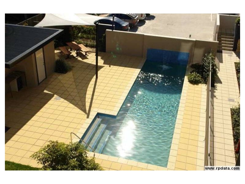 12 Bayview St, Runaway Bay QLD 4216
