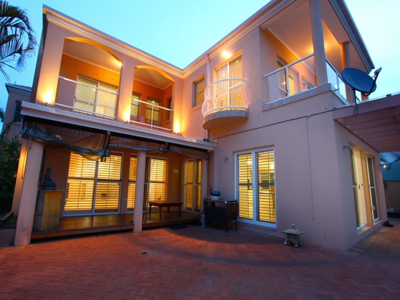 23 Sundance Way, Runaway Bay QLD 4216