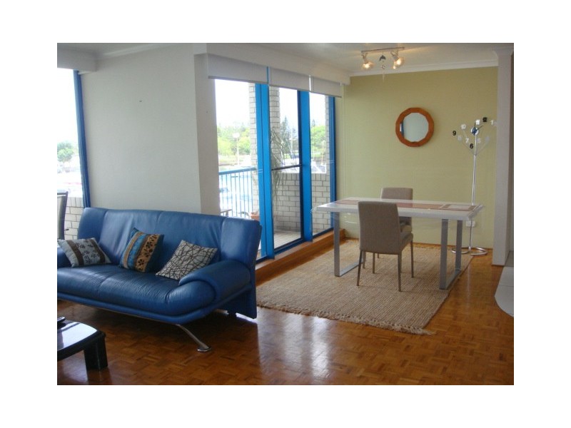 11/249 Bayview street, Runaway Bay QLD 4216