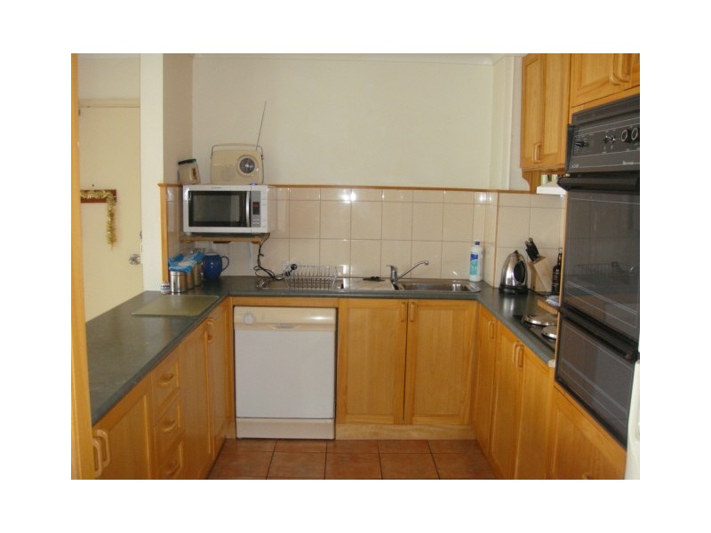 11/249 Bayview street, Runaway Bay QLD 4216