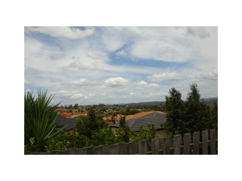81 Marble Arch, Arundel QLD 4214