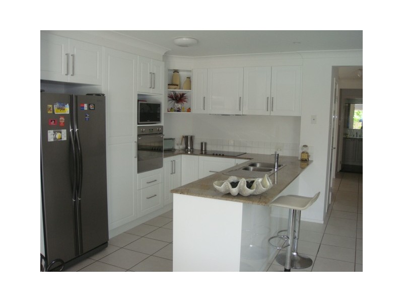 1 Torrevella Vista, Runaway Bay QLD 4216