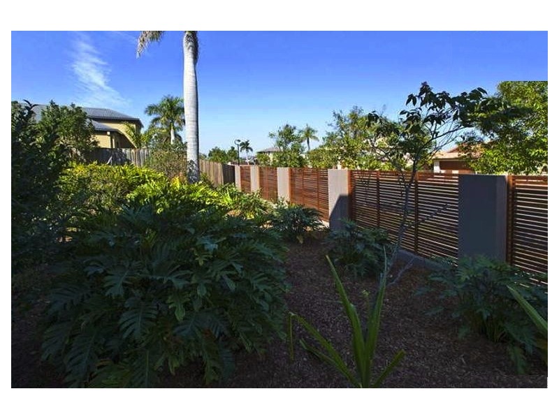 1 Torrevella Vista, Runaway Bay QLD 4216