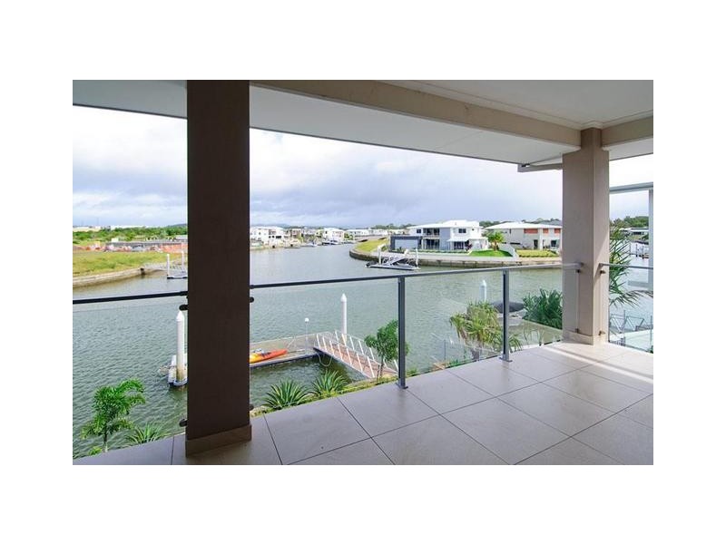 34 East Quay Dr, Biggera Waters QLD 4216