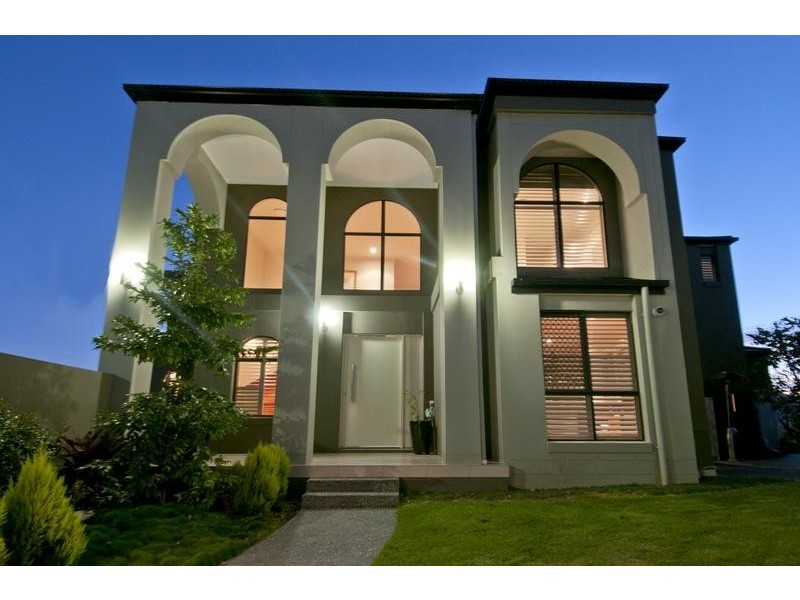 37 South Quay Drive, Biggera Waters QLD 4216
