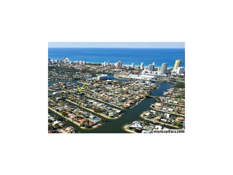 00 T E Peters, Broadbeach Waters QLD 4218