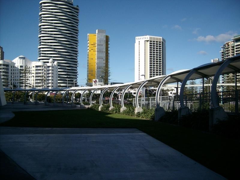 00 T E Peters, Broadbeach Waters QLD 4218