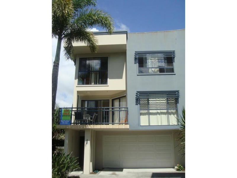 1/5 Taylor St, Biggera Waters QLD 4216