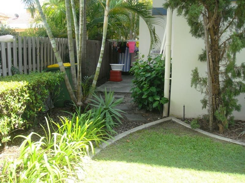 1/5 Taylor St, Biggera Waters QLD 4216