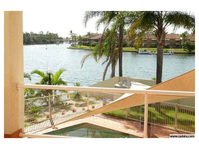 131 Morala, Runaway Bay QLD 4216