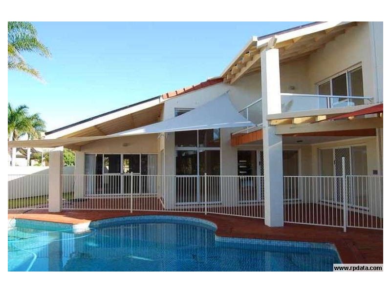 131 Morala, Runaway Bay QLD 4216