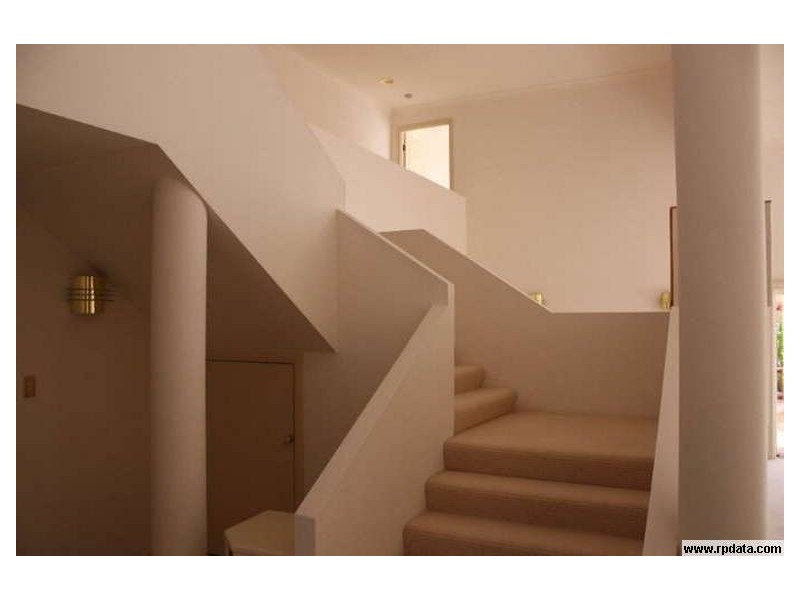 131 Morala, Runaway Bay QLD 4216