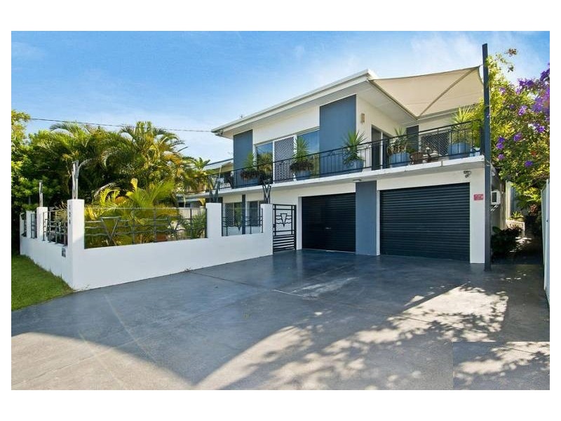 134 Turpin Road, Labrador QLD 4215