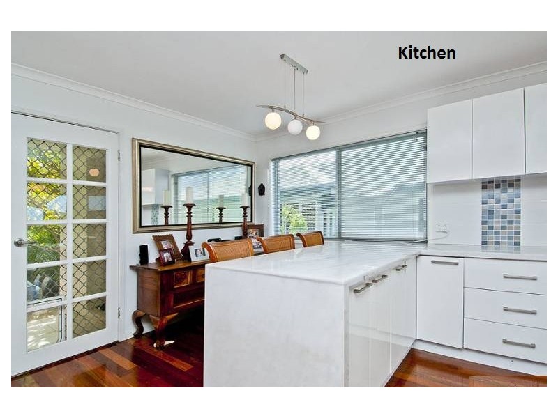 134 Turpin Road, Labrador QLD 4215