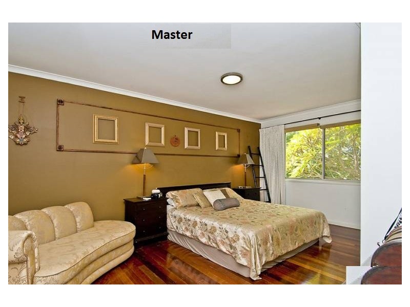 134 Turpin Road, Labrador QLD 4215