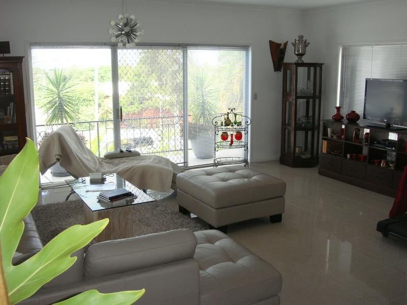 134 Turpin Road, Labrador QLD 4215