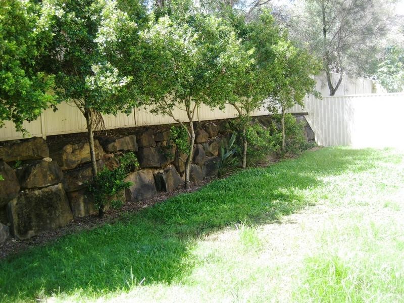 91 Tiger Dr, Arundel QLD 4214