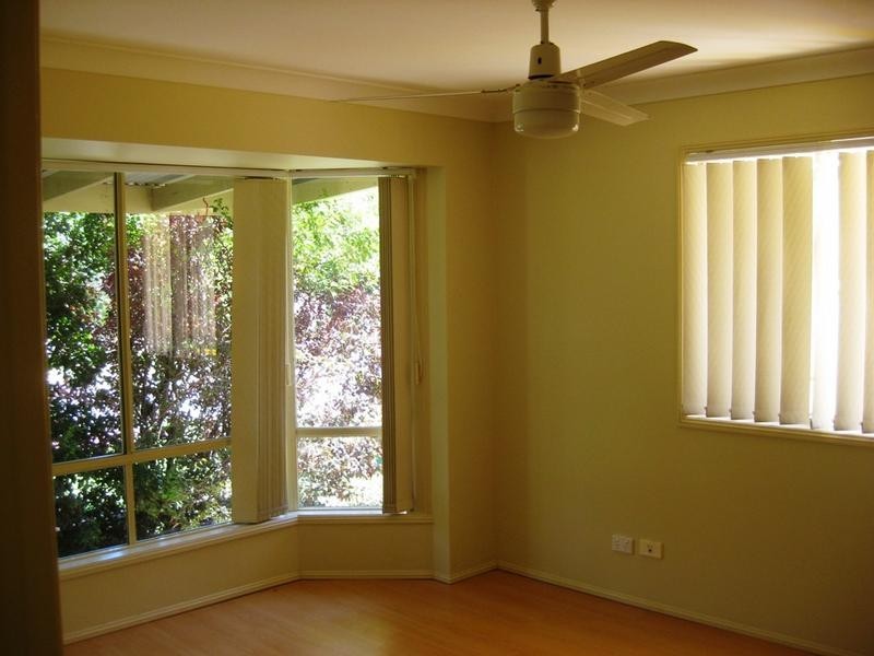 91 Tiger Dr, Arundel QLD 4214