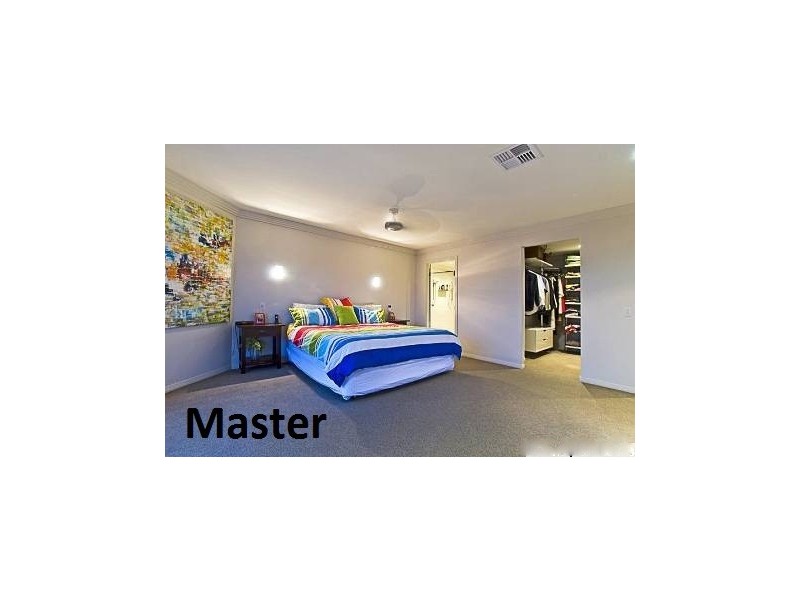 62 Midnight Ct, Runaway Bay QLD 4216