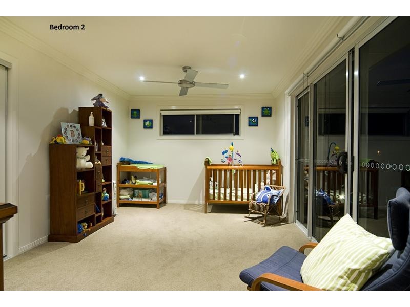 62 Midnight Ct, Runaway Bay QLD 4216