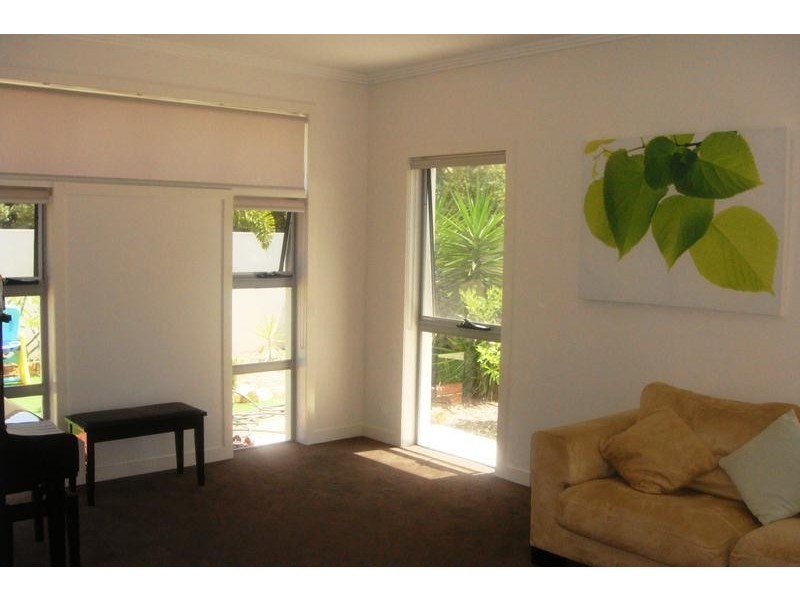 75 Compass Dr, Biggera Waters QLD 4216