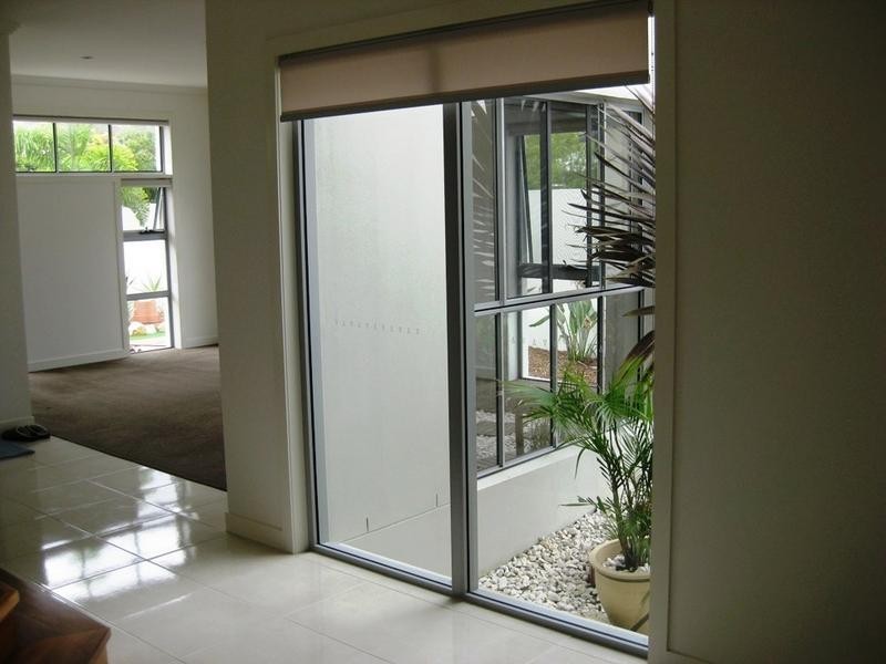 75 Compass Dr, Biggera Waters QLD 4216