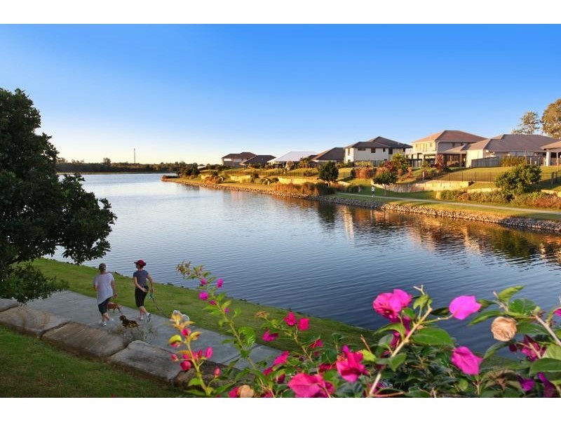 3 Temple Island Dr, Oxenford QLD 4210