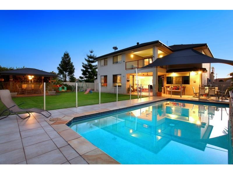 3 Temple Island Dr, Oxenford QLD 4210