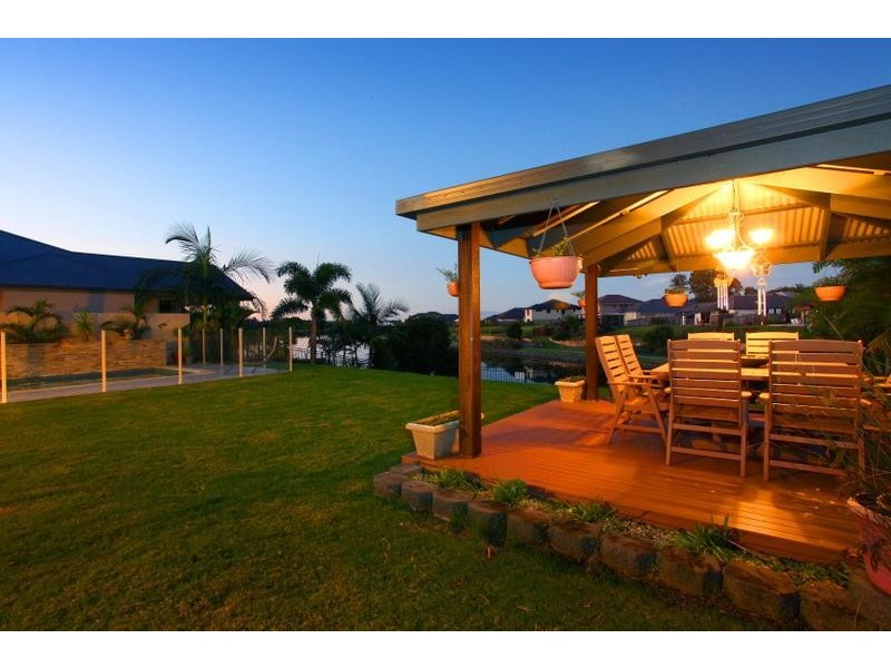 3 Temple Island Dr, Oxenford QLD 4210