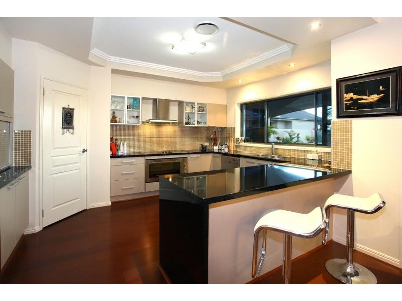 3 Temple Island Dr, Oxenford QLD 4210