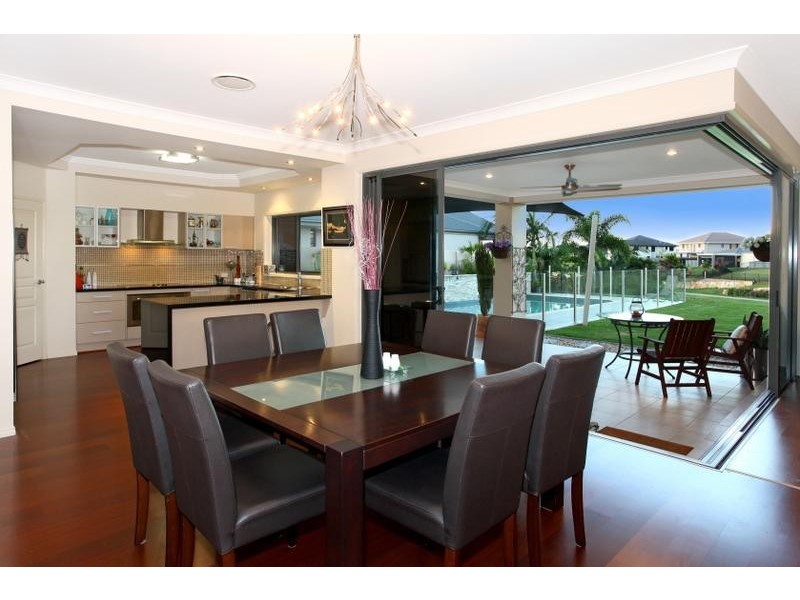 3 Temple Island Dr, Oxenford QLD 4210