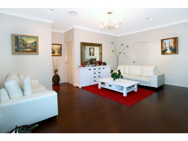 3 Temple Island Dr, Oxenford QLD 4210