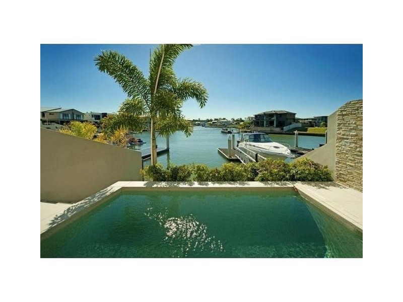 1/25 Compass Dr, Biggera Waters QLD 4216