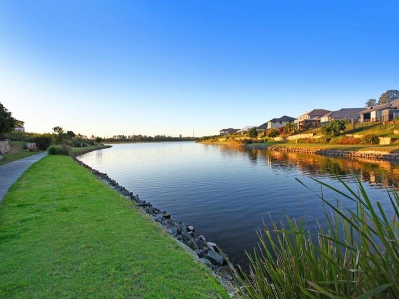 3 Temple Island Dr, Oxenford QLD 4210