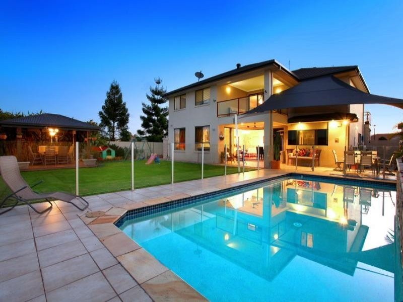 3 Temple Island Dr, Oxenford QLD 4210