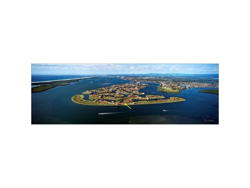 Sovereign Islands QLD 4216